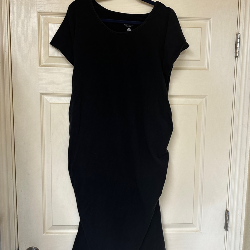 Isabel Maternity by Ingrid & Isabel Black V-Neck Dress